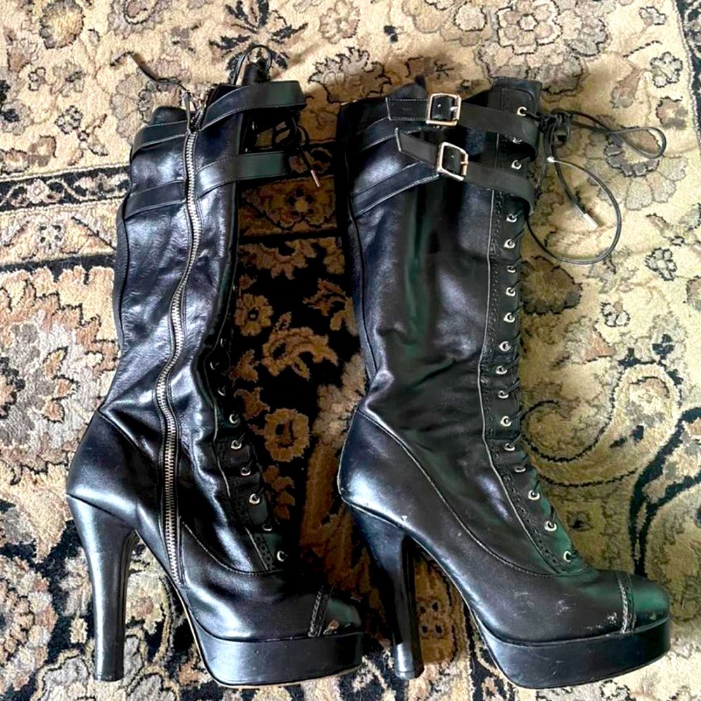 Betsy Johnson boots/heels